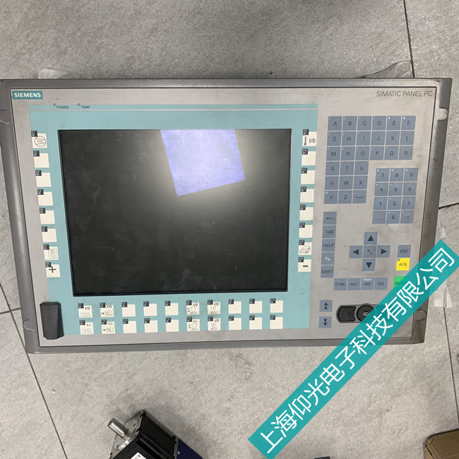 西門(mén)子PCU50工控機(jī)數(shù)字不動(dòng)死機(jī)故障維修