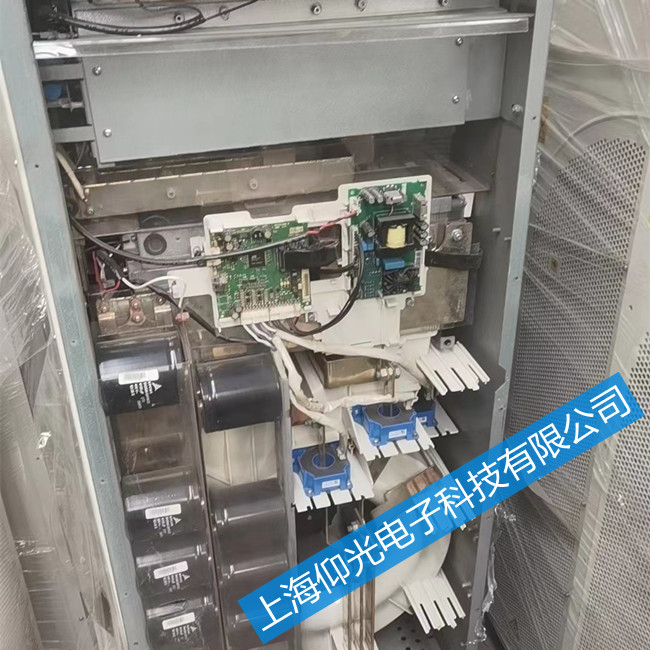 ABB׃�l���S�ޱ��B(y��ng)�o�aACS800-17LC-0210-7���F(xi��n)��7121�S��