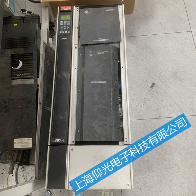 丹佛斯變頻器維修 FC-302P160T5E00H2BG報(bào)警8號(hào)維修