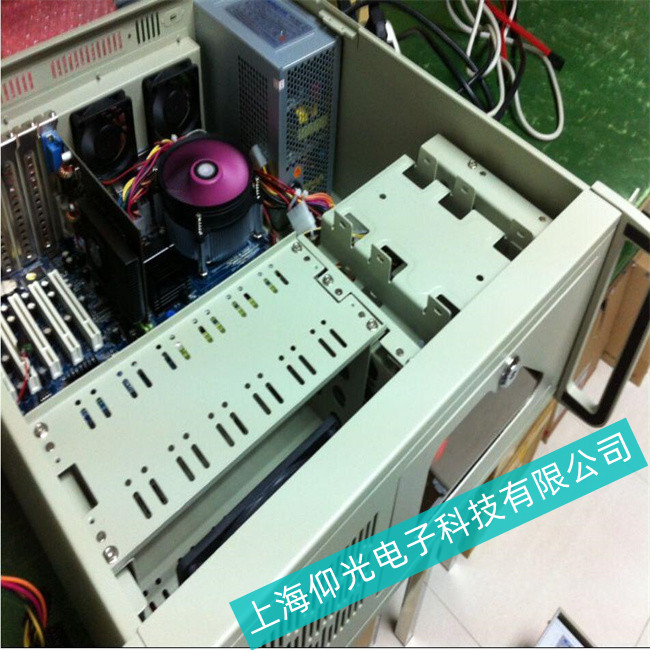 �S�����н��Kkontron�؄�(chu��ng)���ؙC(j��)��ϵ�y(t��ng)���܆���(d��ng)���ϣ�