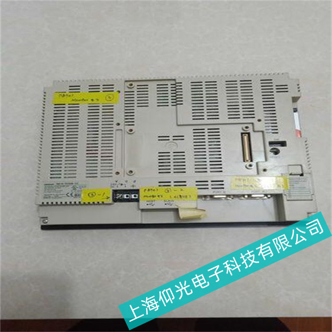 Omron歐姆龍工控機背光損壞不啟動原因