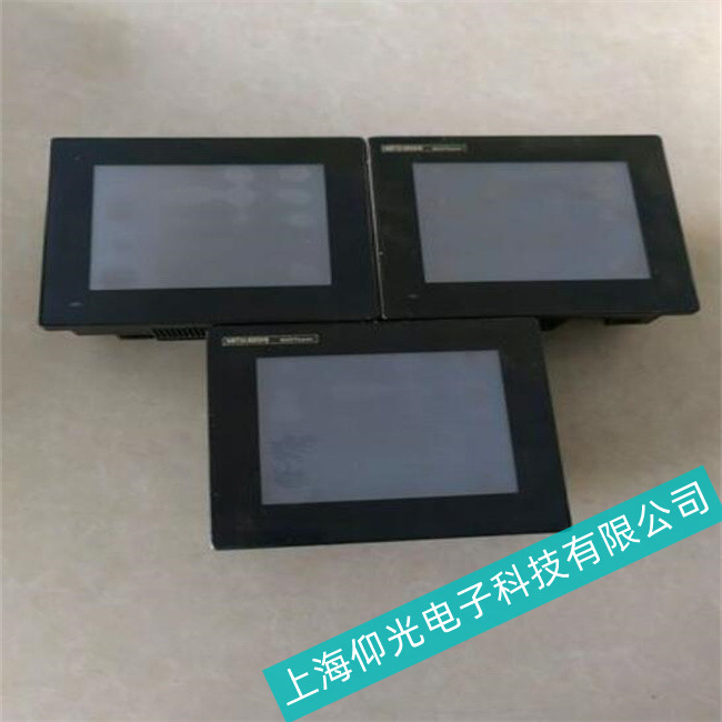 三菱GOT2000工控機(jī)顯示屏藍(lán)屏故障維修方法