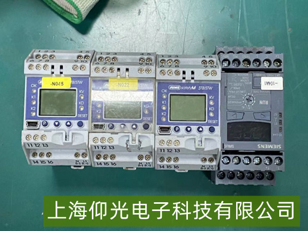 �����Q-���T���^�����Ȧ����